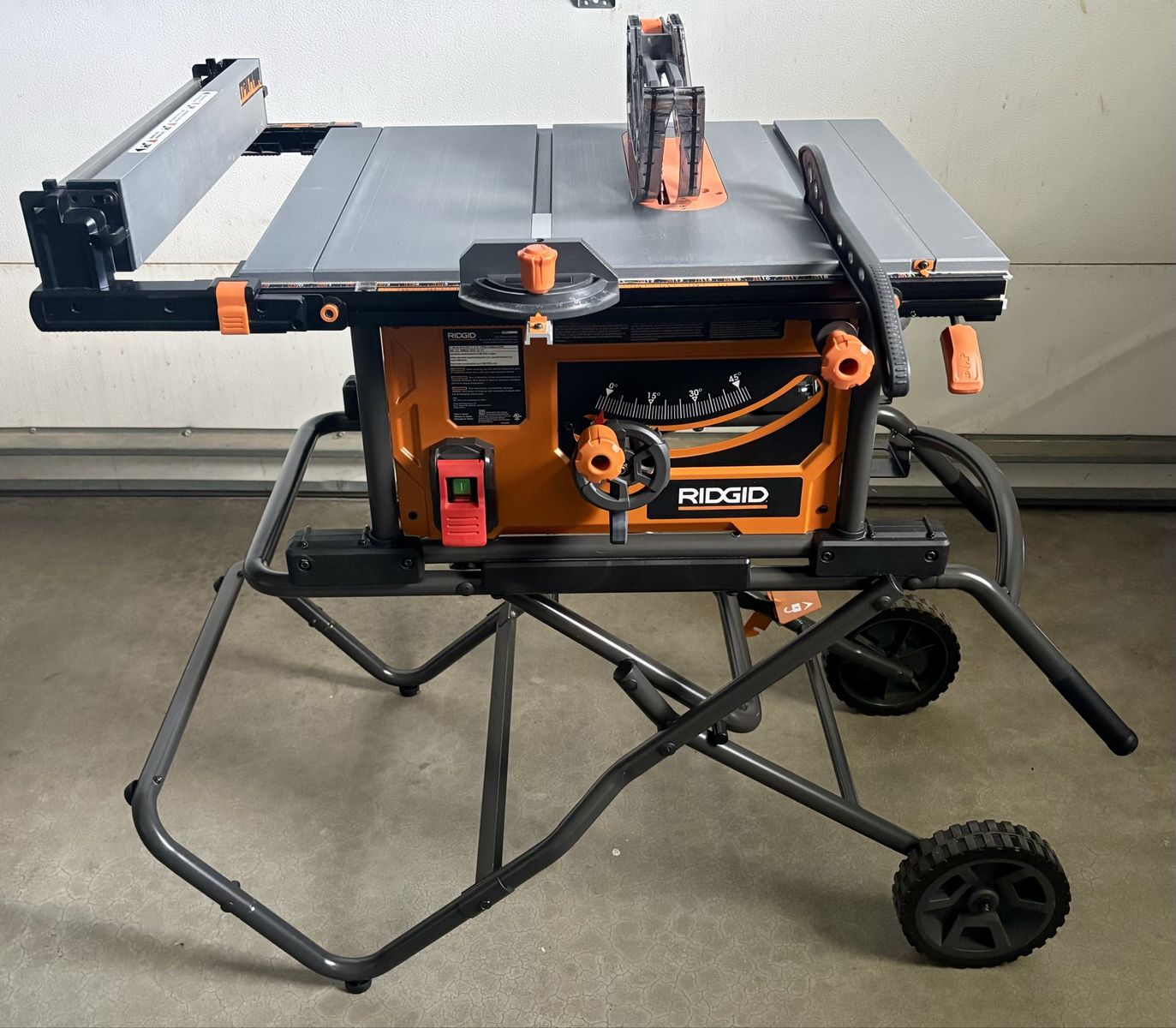 RIDGID 10” Portable Table Saw w/ Rolling Stand - Excellent Condition