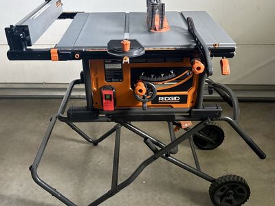 RIDGID 10” Portable Table Saw w/ Rolling Stand - Excellent Condition