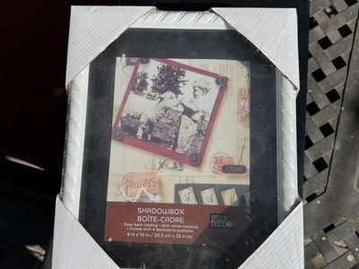 Black & White Picture Frames