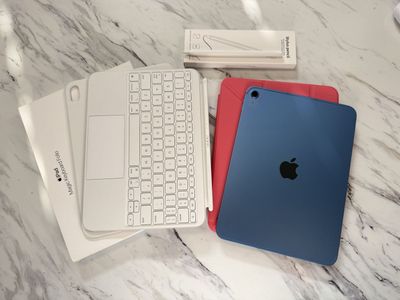 iPad A16 (11th Gen) Cellular + Magic Keyboard