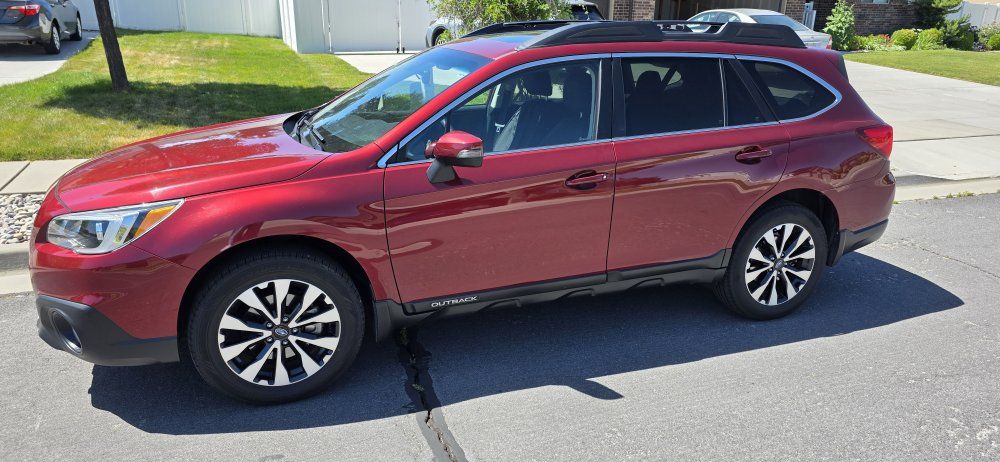 2016 Subaru Outback 2.5i Limited Pwr Moon/Nav