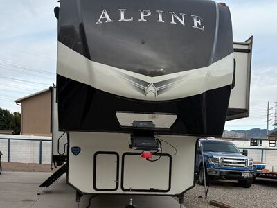 2022 Keystone Alpine 3220RL