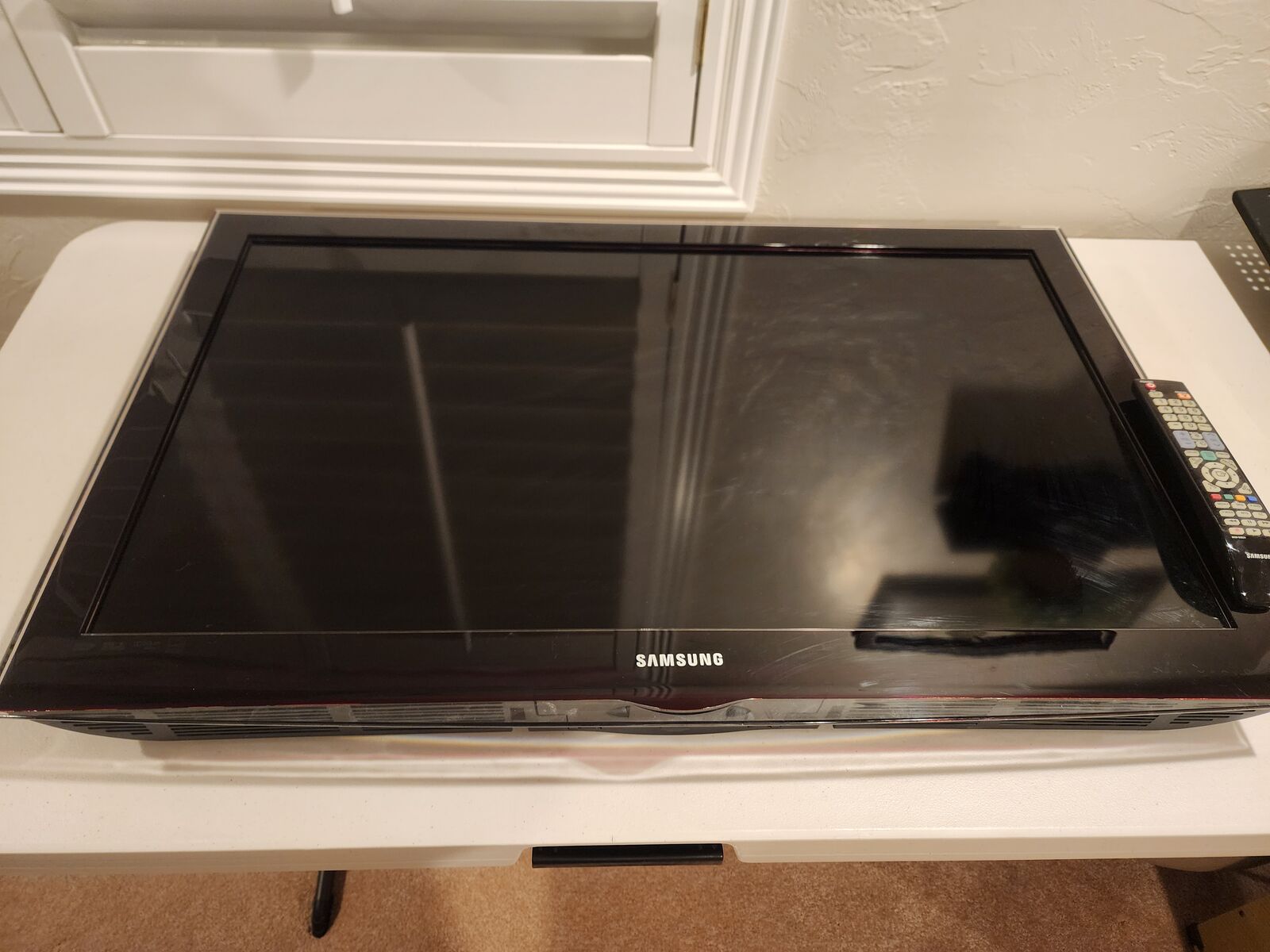 Samsung TV Model LN40B550K1F