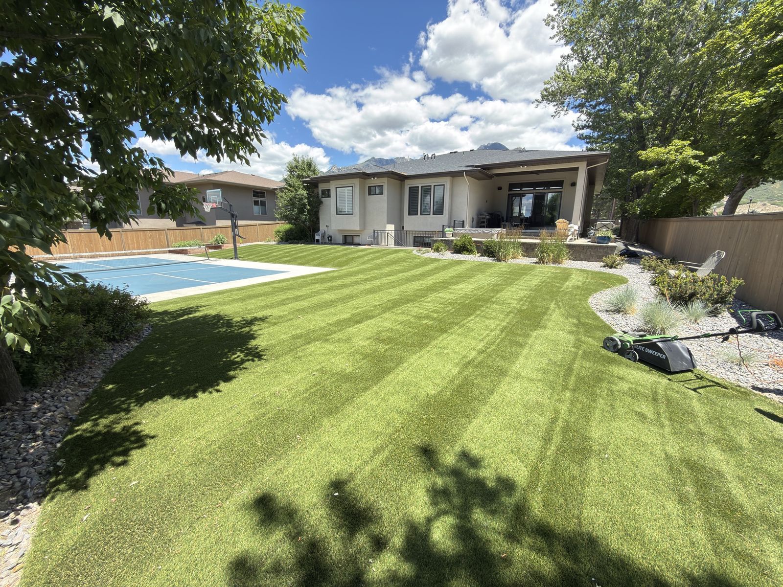 Artificial Turf - Discounted installation