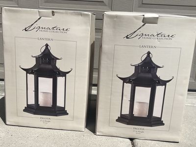 Pair of lanterns brand new