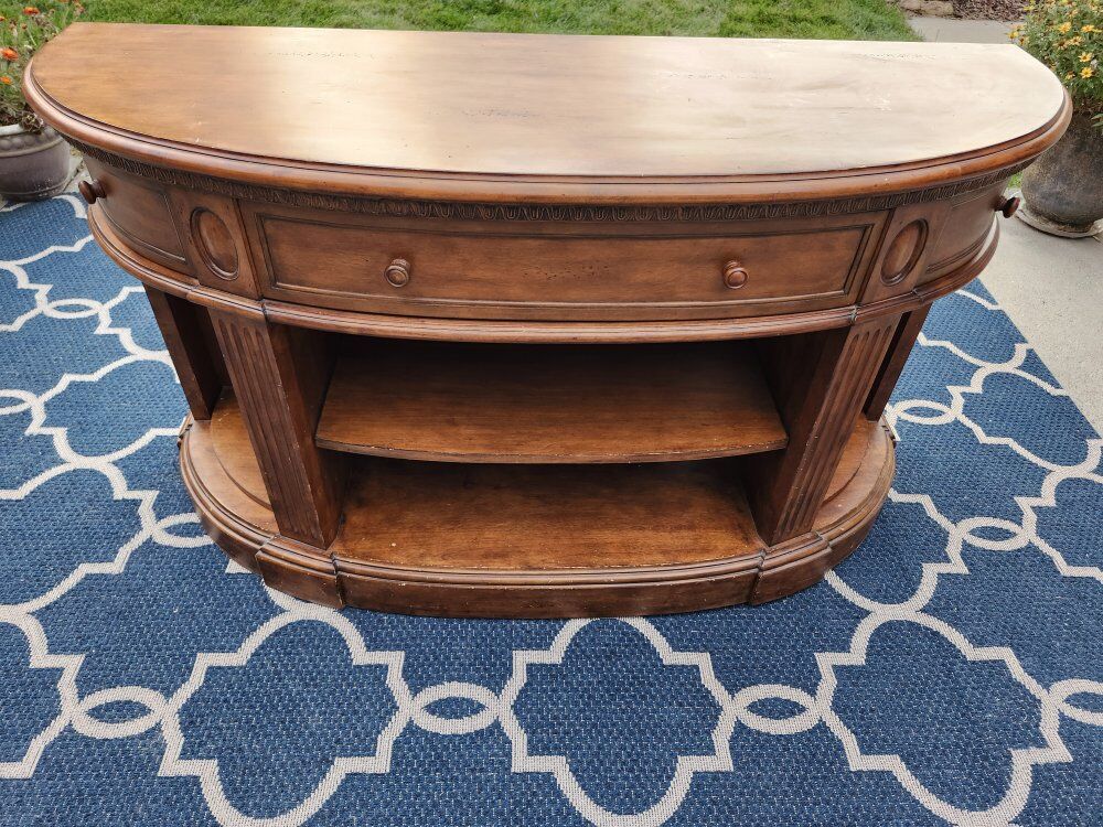 Half moon consol table