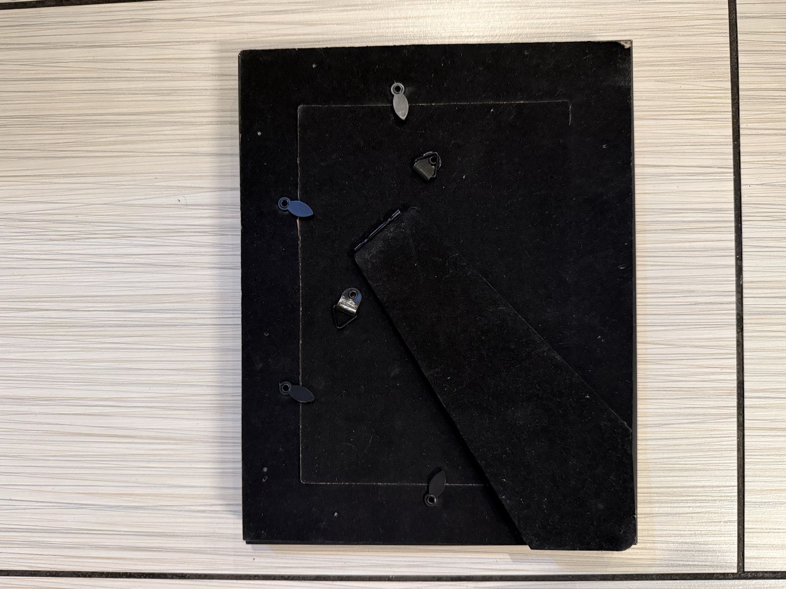 Main image 2