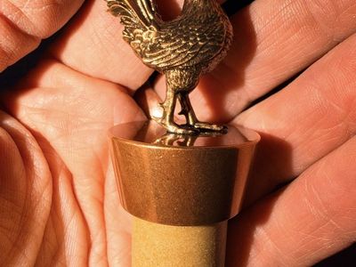 New. 5 Rooster Wine Bottle Stoppers, Gold Tone Metal & Cork, Farm Animal Decor