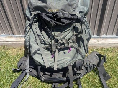 Kelty External Frame Backpack Green Hiking Camping Backpacking Gear