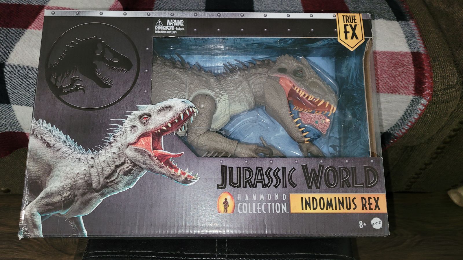 Jurassic World hammond collection indominus Rex Deluxe Articulated Action Figure Large
