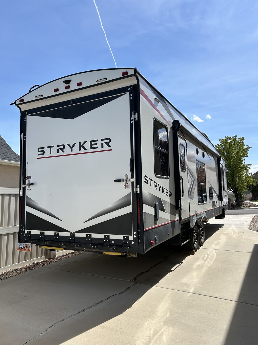 2022 STRYKER TOY HAULER BUMPER PULL