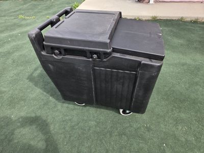 CAMBRO COOLER = BRAND NEW