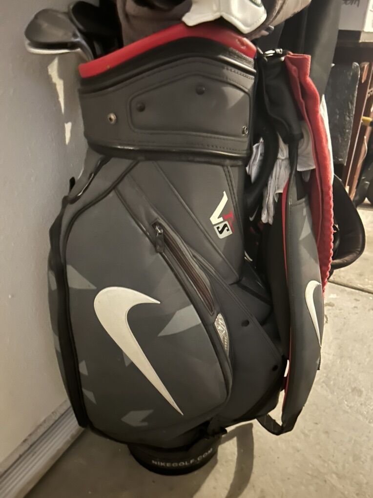 90 Obo Nike Tour Staff Bag