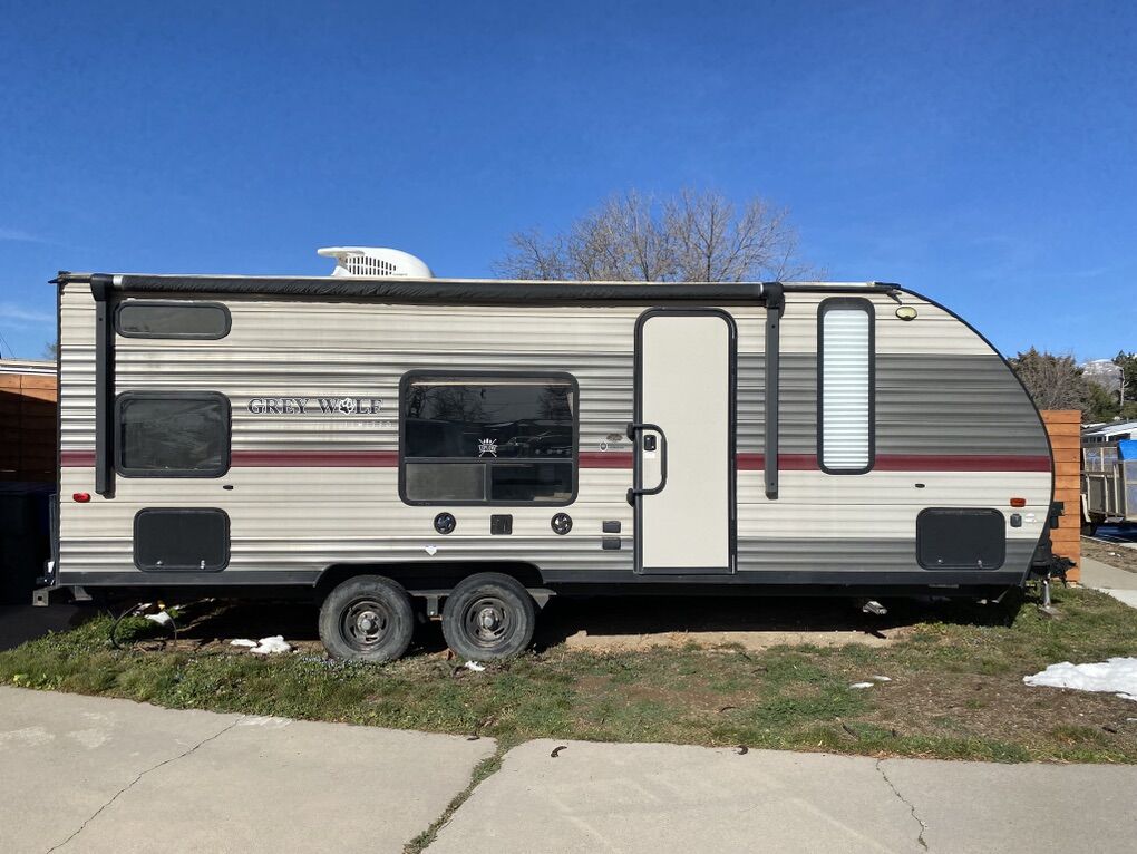 2019 Grey Wolf  Limited 22MKSE  Bunk House