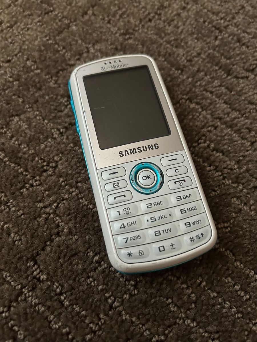 Samsung T-Mobile Slider Phone w/ QWERTY Keyboard - White/Blue