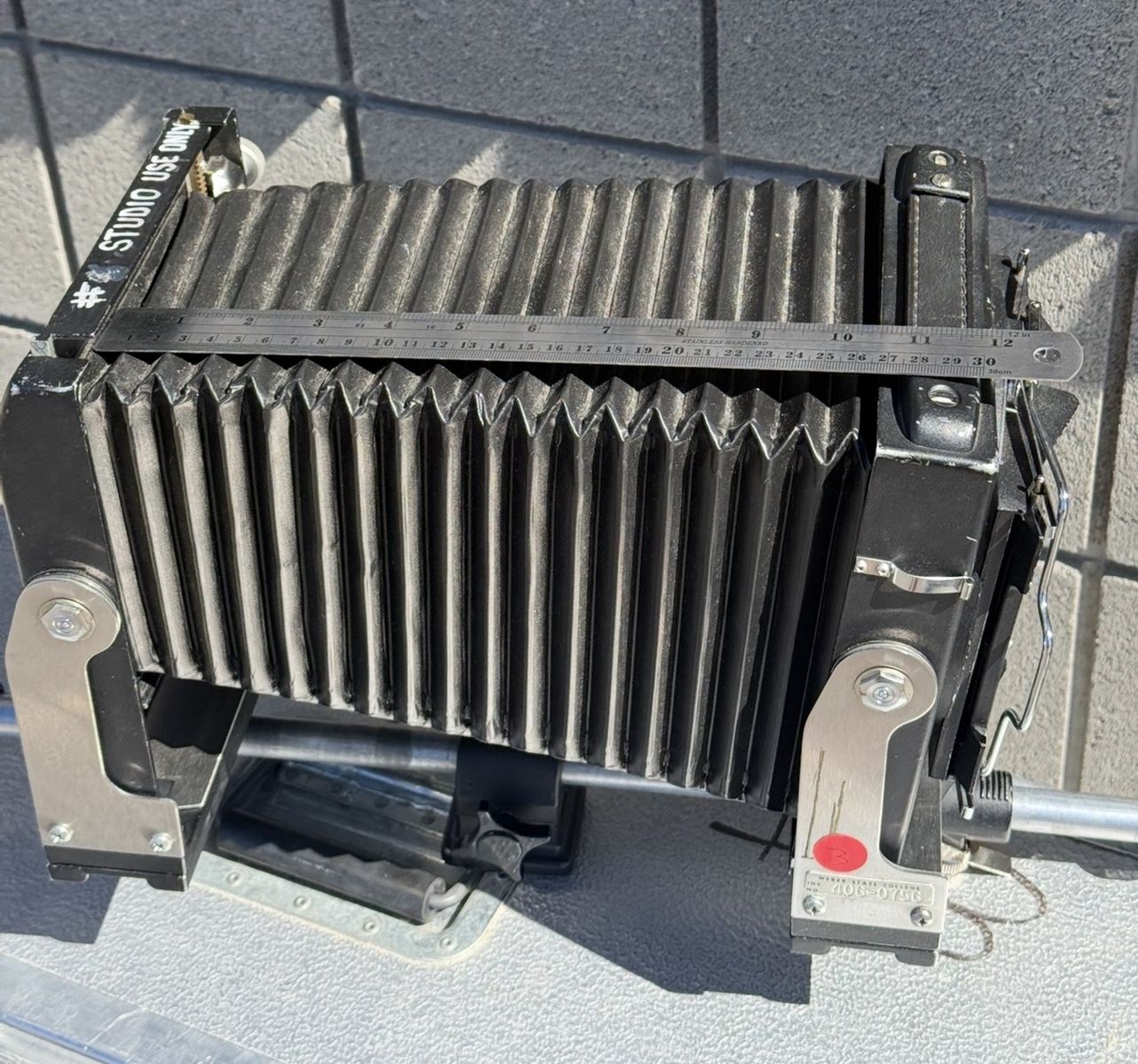 Main image 10