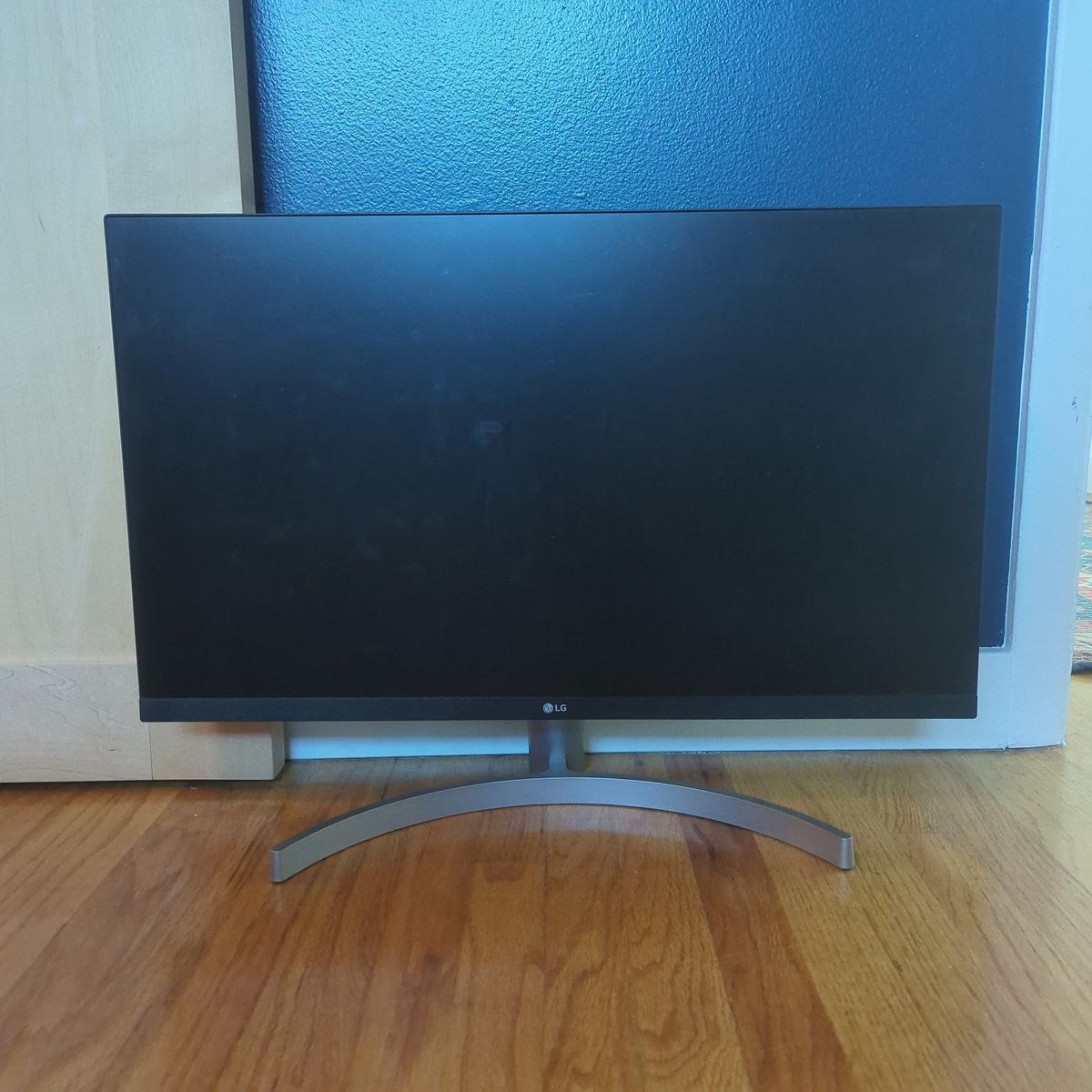 27" LG 1080p computer monitor