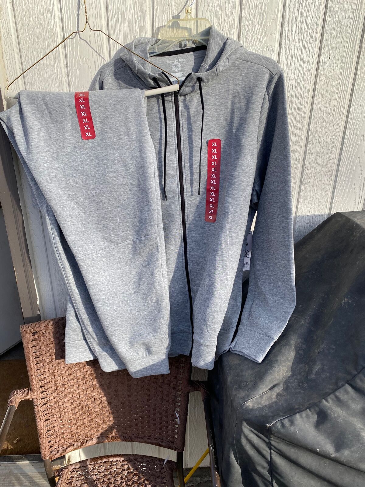Men's zip up hoodie with pants