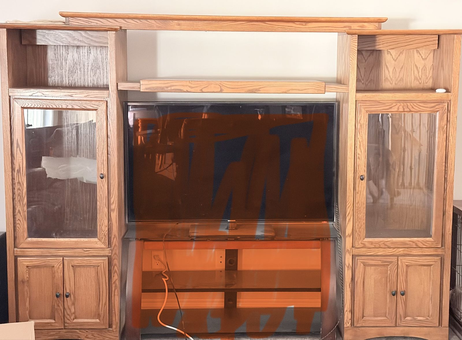 Entertainment Center Good condition