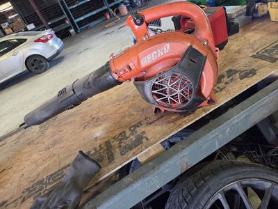 Gas powered blower tool