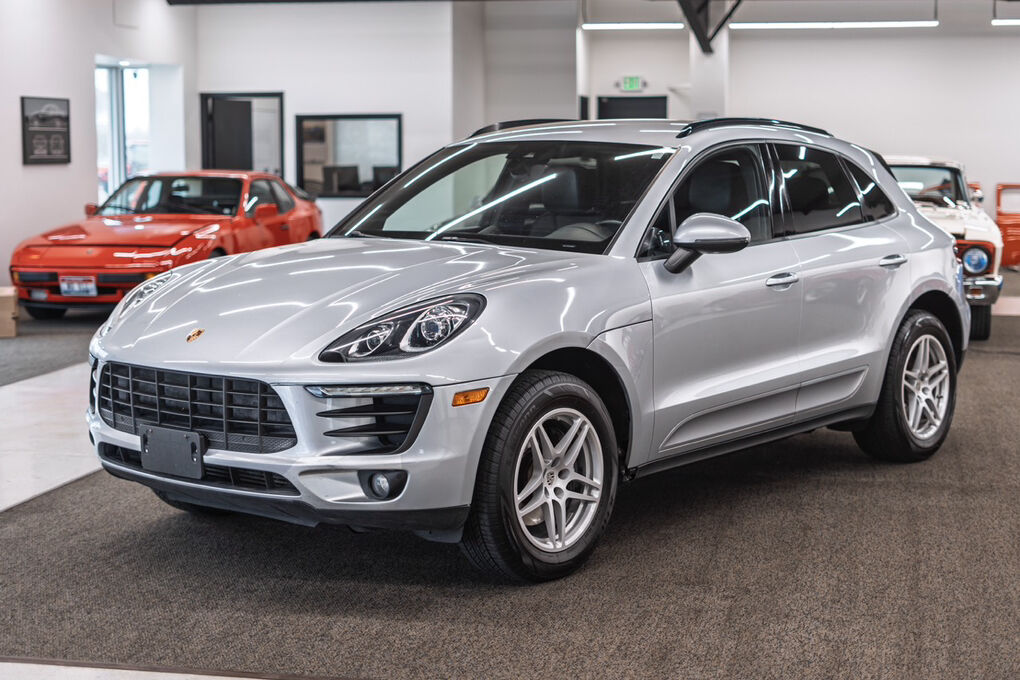 2017 Porsche Macan Base
