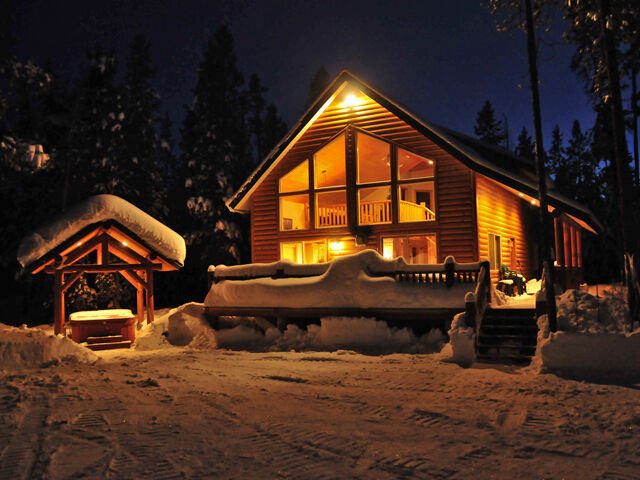 Huckleberry Inn - Island Park, ID
