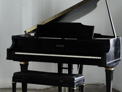 Kimball Baby Grand Piano with Bench - Black Lacquer Finish