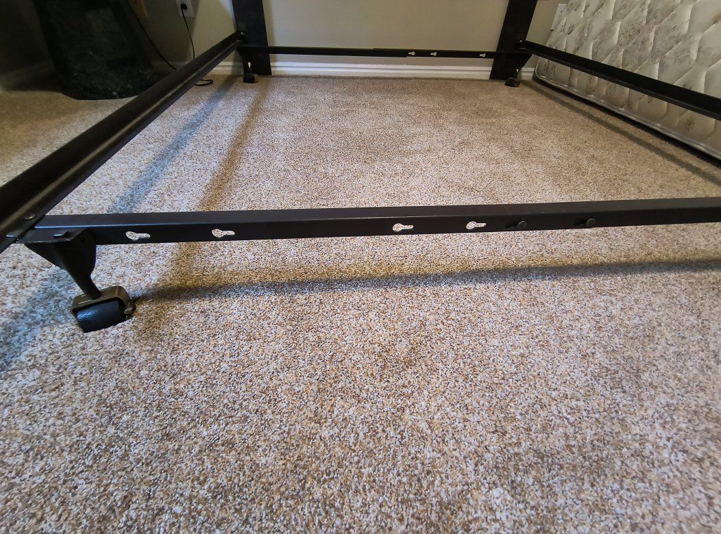Main image 5
