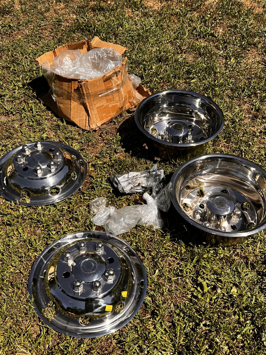 Set (4) Ford Dually Wheel covers