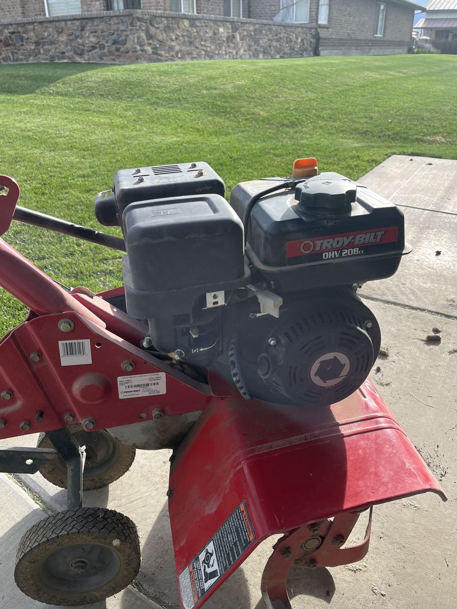 Troy built front tine garden tiller