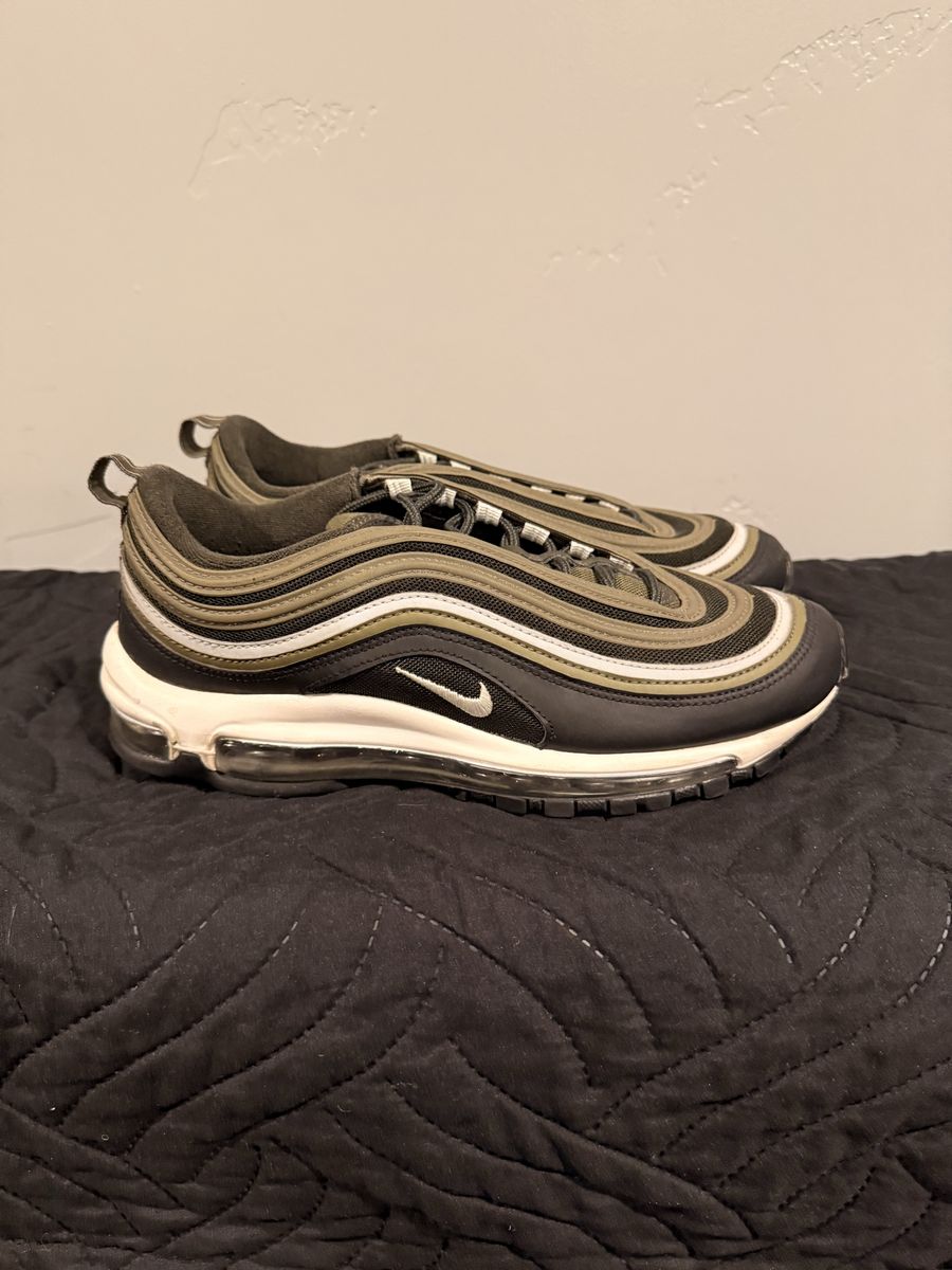 NIKE AIR MAX 97s SHOES