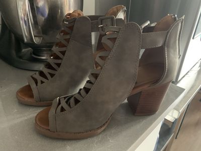 Gray Cutout Gladiator Heeled Sandals with Back Zipper
