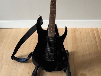 Ready-to-Play Ibanez RG220B Guitar Set – Fender Case, Amp, Stand, Cables + Extras