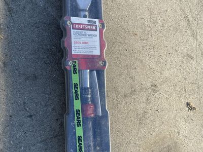 Craftsman MicroTork 3/8-in Drive Clicker Torque Wrench with Case