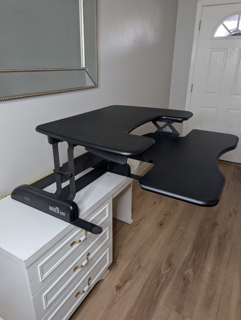 VariDesk ProPlus 30 Adjustable Standing Desk