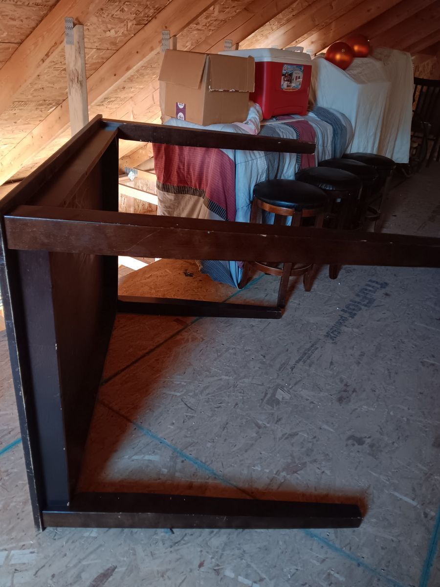 Main image 4