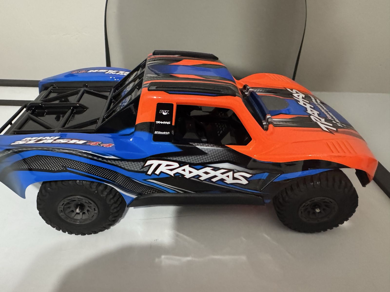 Traxxas 4wd mini slash