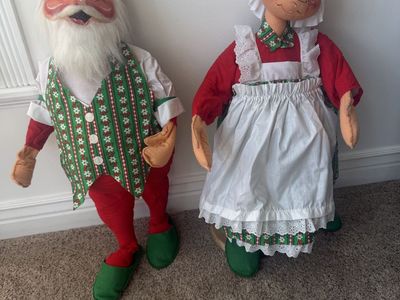 Vintage Analee Santa and Mrs. Claus Large Fabric Dolls Holiday Decor Set