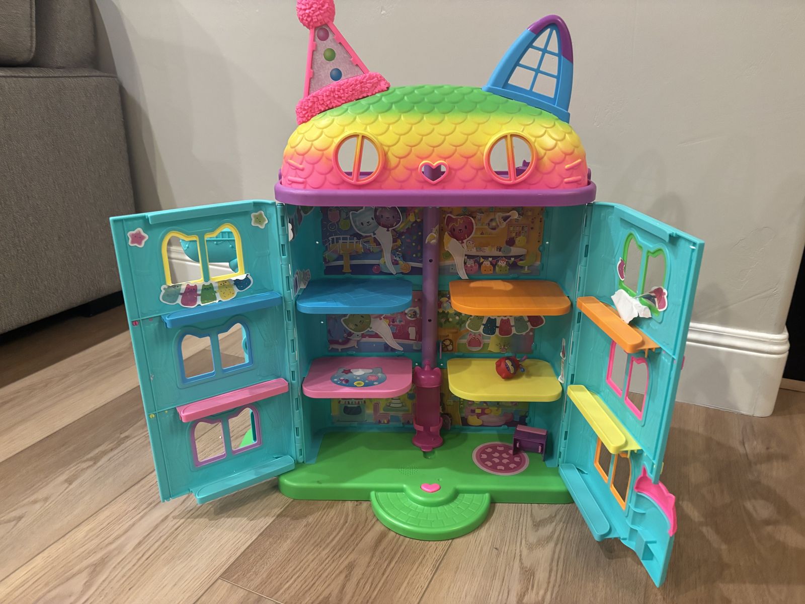 Gabby doll house