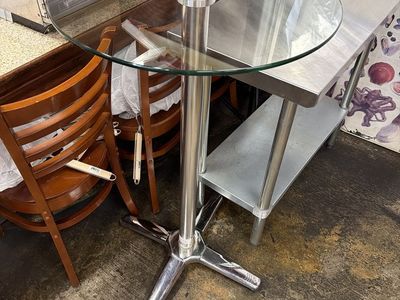 Round Bar glass Table
