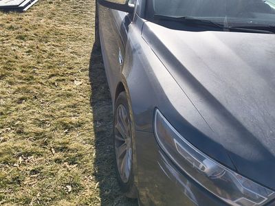 2015 FORD TAURUS Limited