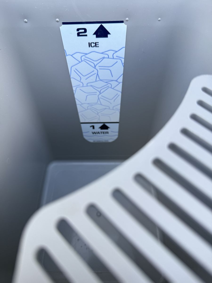 Main image 4