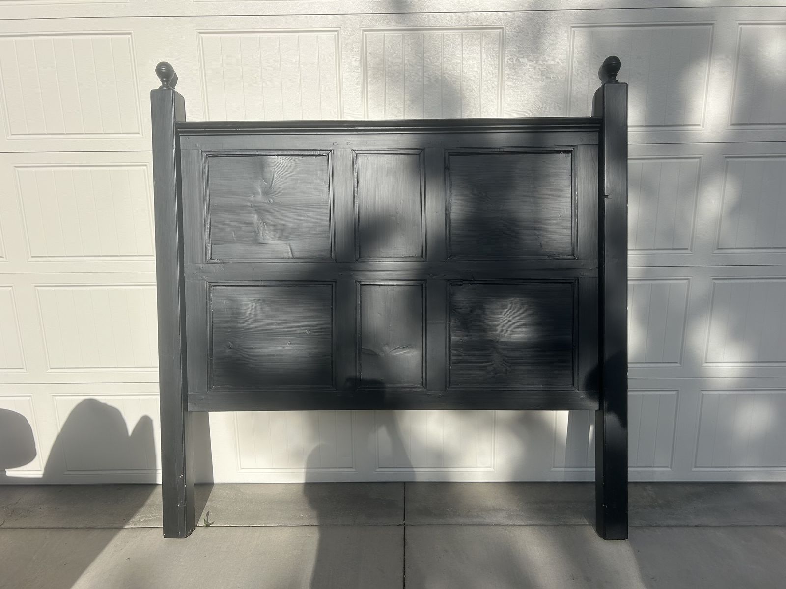 Custom Black Wooden headboard (FREE DELIVERY!!)