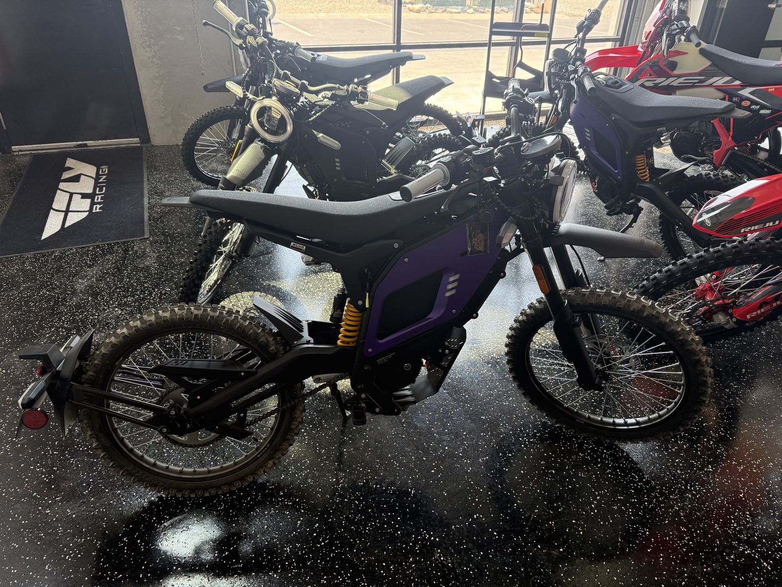 Sweet Brand New NIU XQi3–Have Purple and Black
