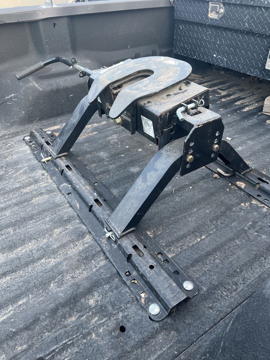 Pro Eagle 5th wheel hitch 16k