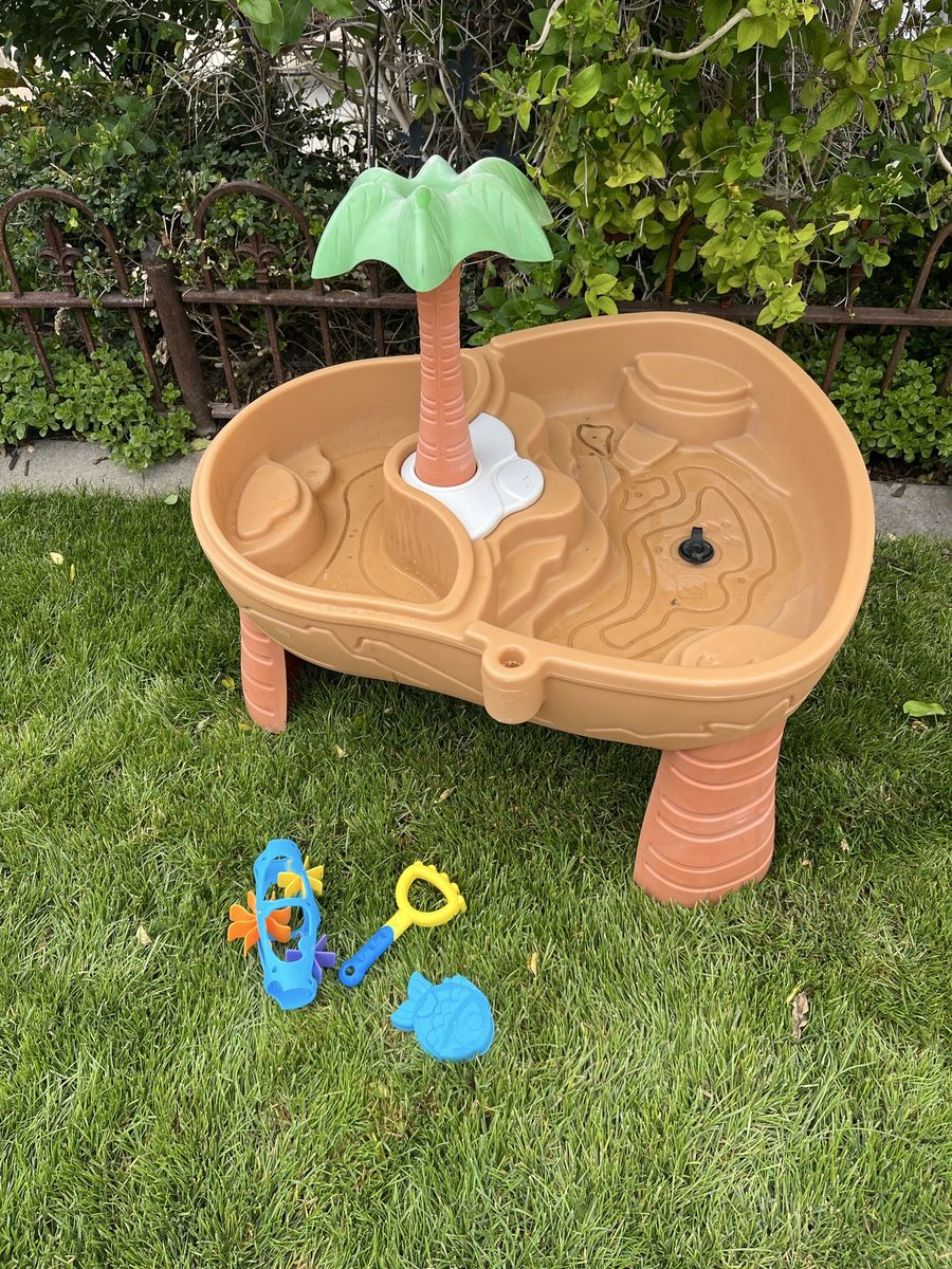 Step 2 tropical sand and water table