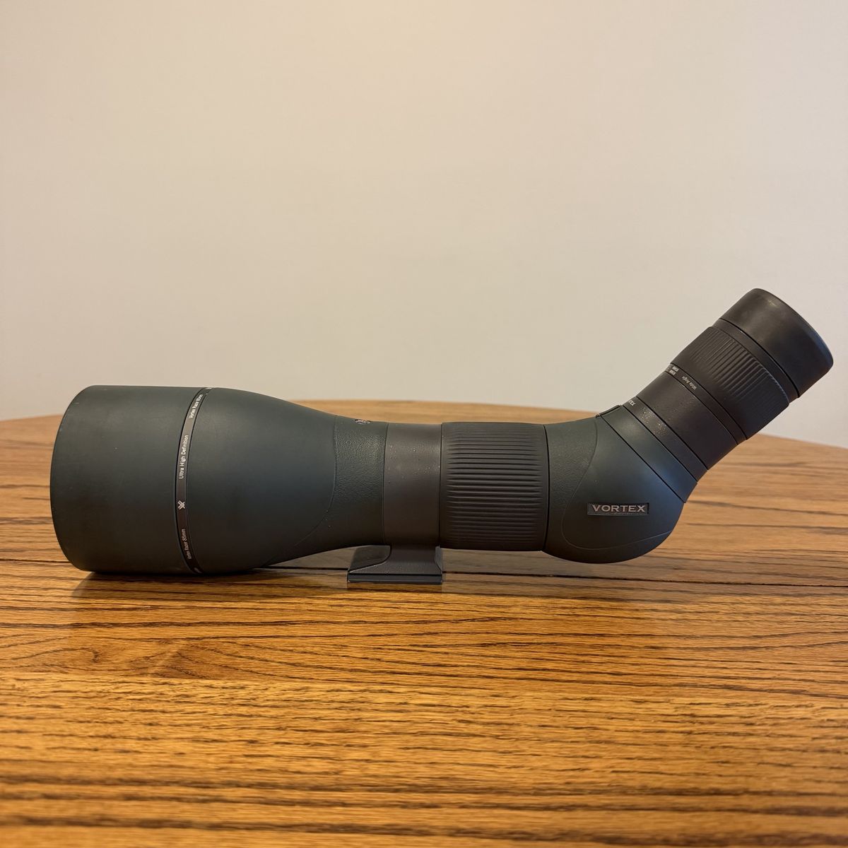 Vortex Razor HD 27-60x85 Angled Spotting Scope