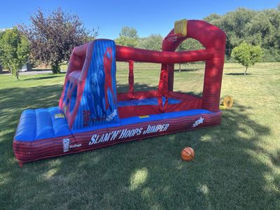 Six Flags Slam 'N Hoops Jumper Inflatable Bounce House with Air Blower & Basketball Rim