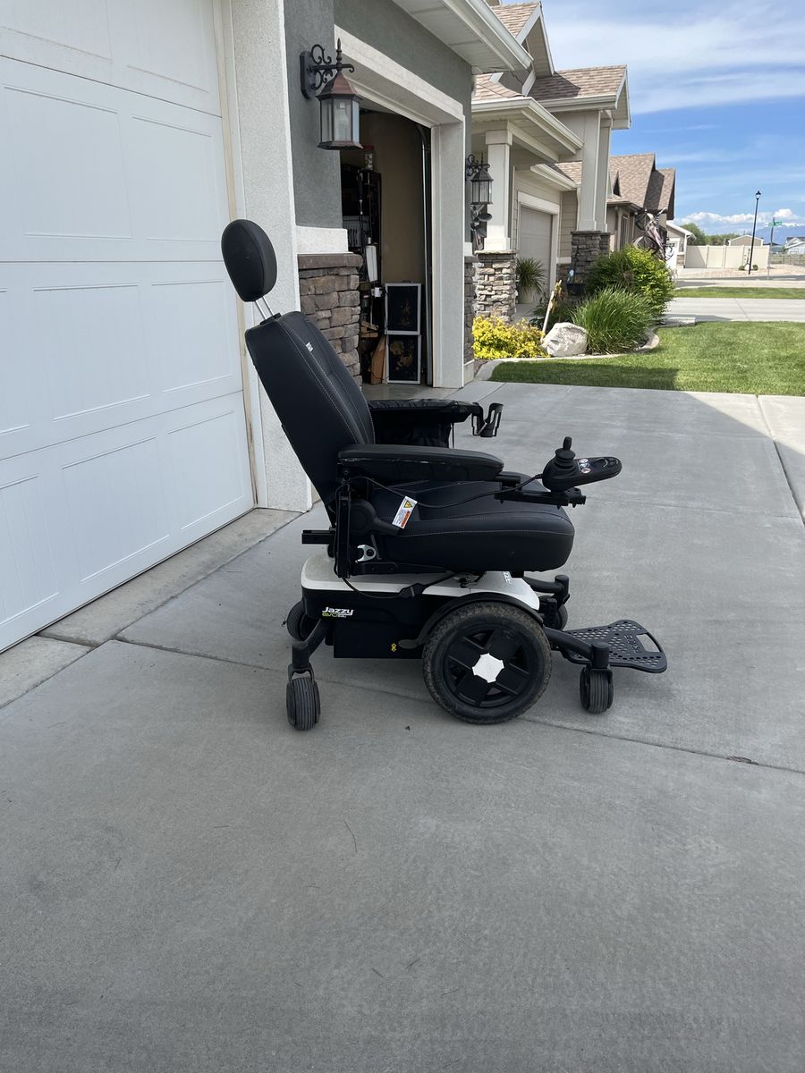 Power chair