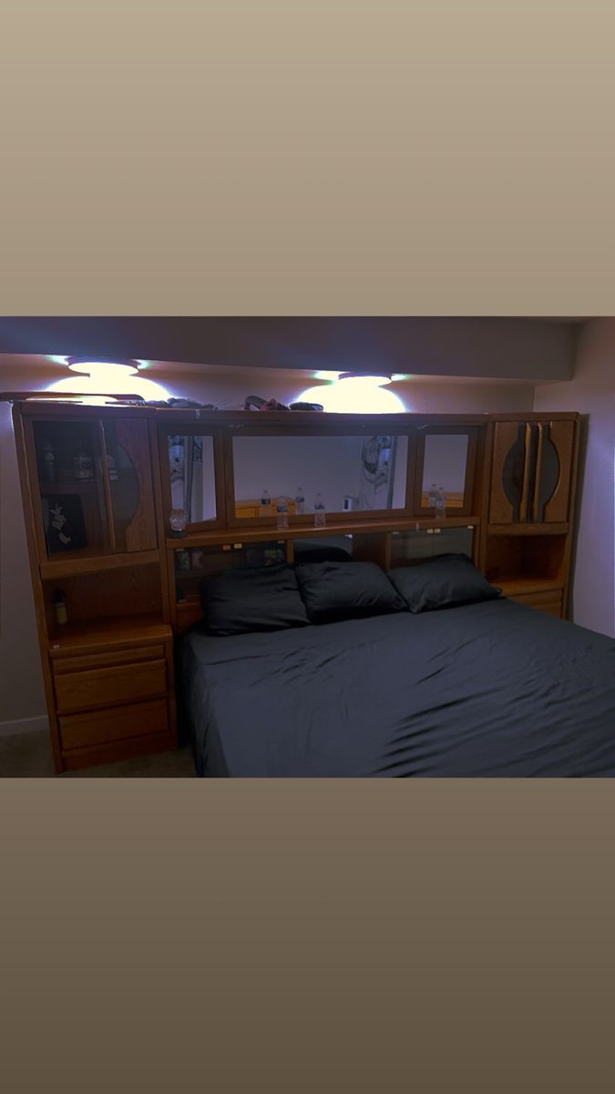 King Size Oak backboard Set – Wall Unit Headboard with Mirrors & Storage.